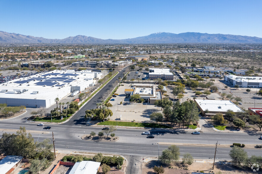 Primary Photo Of 875 N Kolb Rd, Tucson Medical For Sale