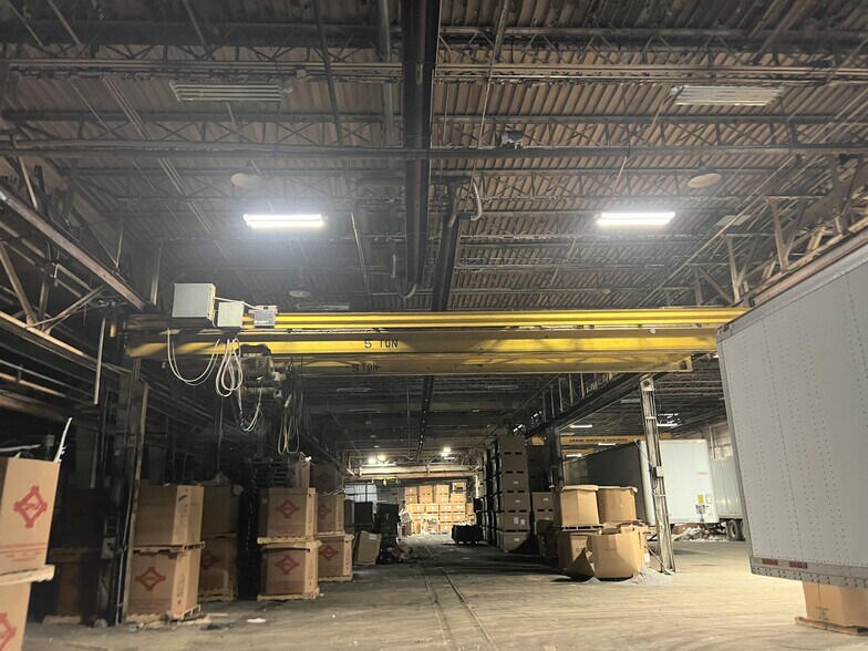 More Photos Of 2331 S 30th St, Lafayette Manufacturing For Sale