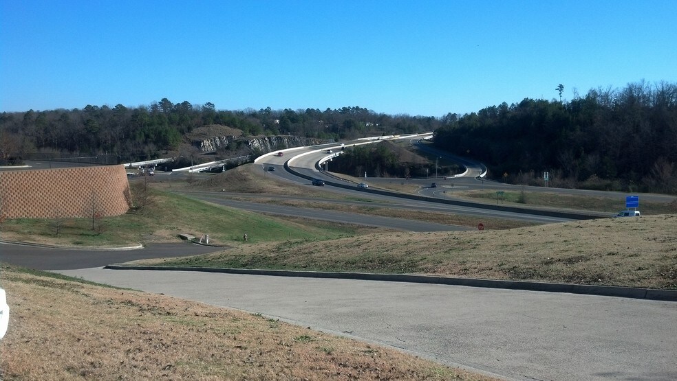 More Photos Of 190 Aviation Plz, Hot Springs National Park Office For Lease