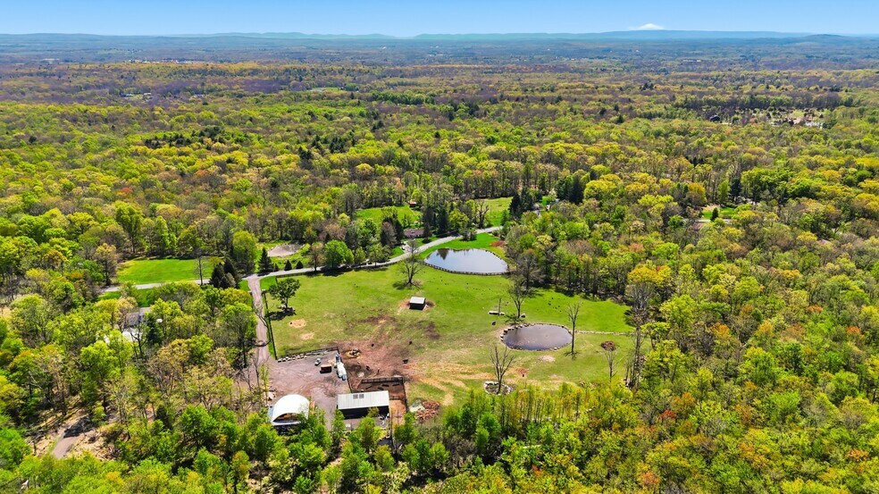 More Photos Of 51 Redder rd, Pine Bush Flex For Sale