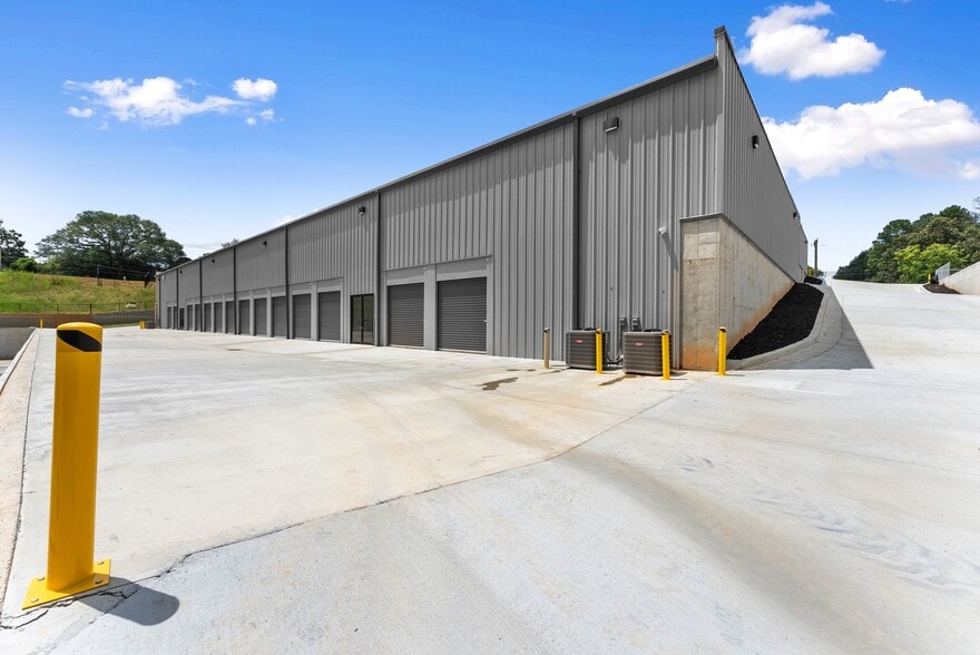 More Photos Of 4152 Browns Bridge Rd, Gainesville Self Storage For Sale