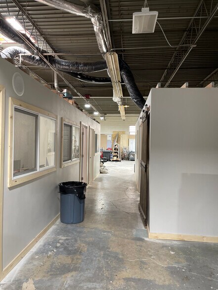 More Photos Of 2496 W 2nd Ave, Denver Warehouse For Lease