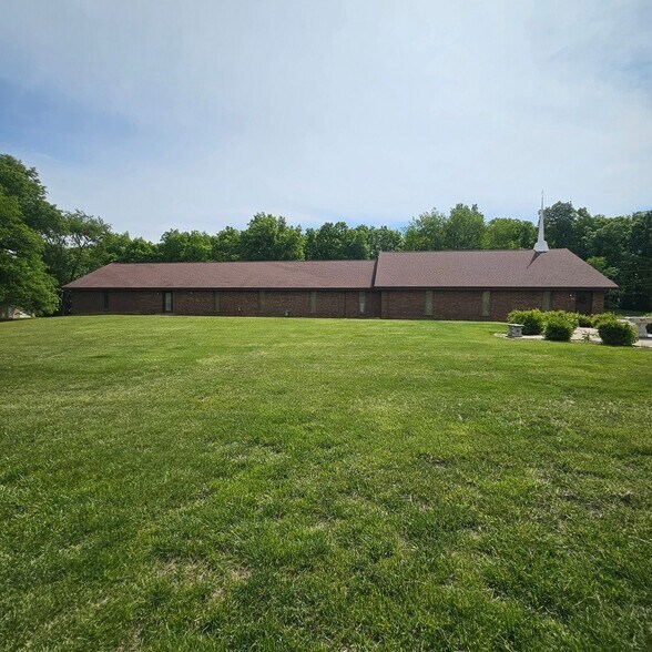 More Photos Of 1000 N 42nd St, Mount Vernon Religious Facility For Sale