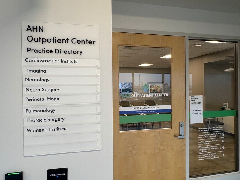 More Photos Of 80 Matthew Dr, Uniontown Medical For Lease