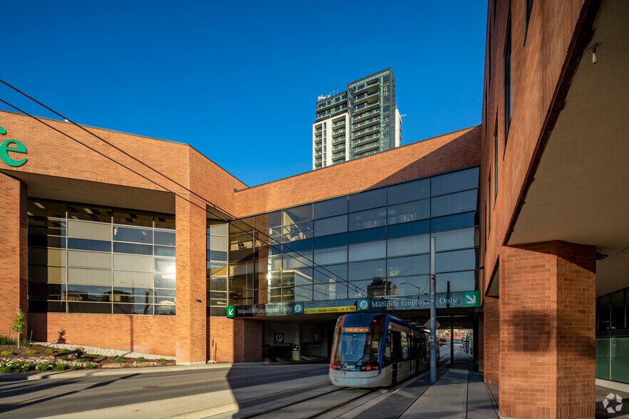 More Photos Of 25 Water St S, Kitchener Office For Lease