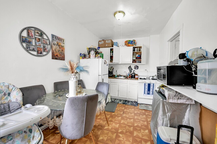 More Photos Of 1967-1971 Marmion Ave, Bronx Apartments For Sale