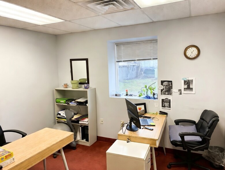 More Photos Of 84 Conz St, Northampton Medical For Lease