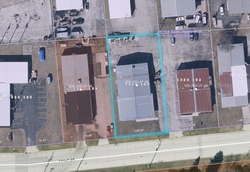 More Photos Of 824 Philip Dr, Waukesha Manufacturing For Sale