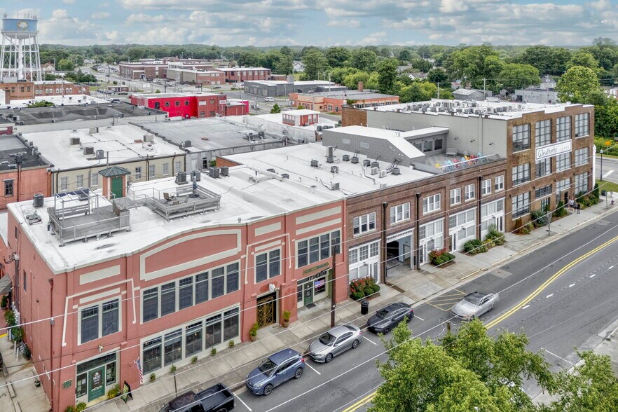 More Photos Of 207 N Water St, Elizabeth City Office For Sale