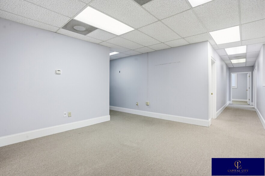 More Photos Of 10115 N Hwy 142, Covington Medical For Lease
