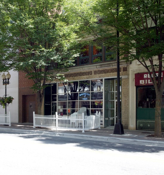More Photos Of 410 W 4th St, Winston-Salem Storefront Retail Office For Lease