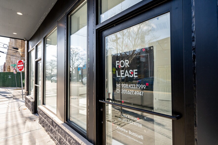 More Photos Of 305 W Side Ave, Jersey City Apartments For Lease