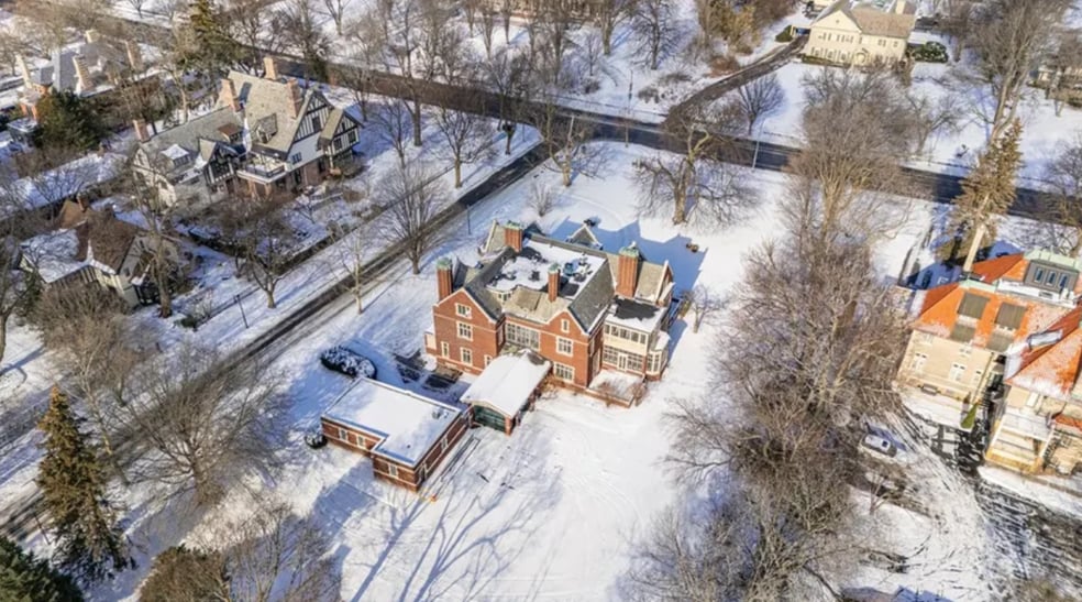 More Photos Of 935 East Ave, Rochester Office For Sale
