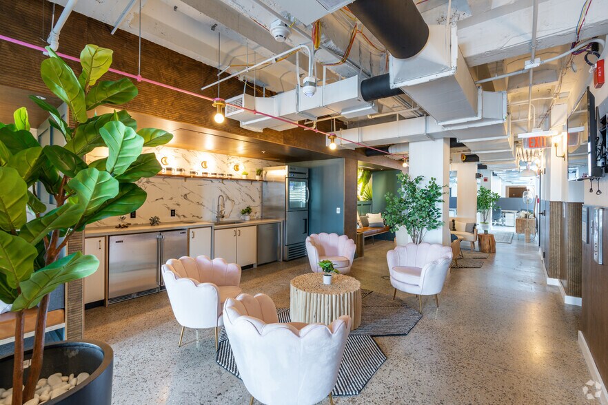 More Photos Of 117 NE 1st Ave, Miami Coworking Space
