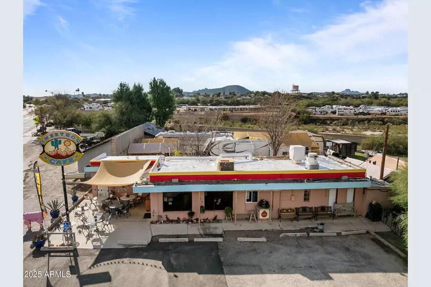 More Photos Of 686 N Tegner St, Wickenburg Restaurant For Sale
