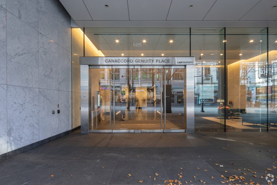 More Photos Of 609 Granville St, Vancouver Office For Lease
