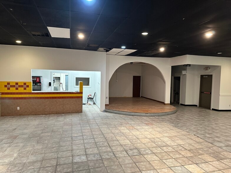 More Photos Of 3018 S State St, Salt Lake City Storefront For Lease