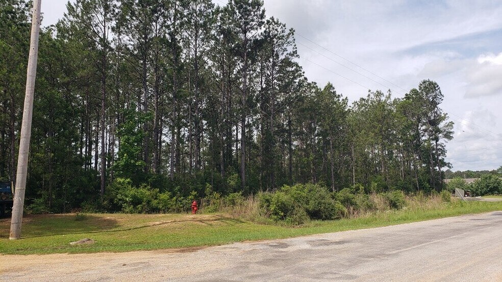 More Photos Of 300 N Industrial Park Dr, Liberty Land For Sale