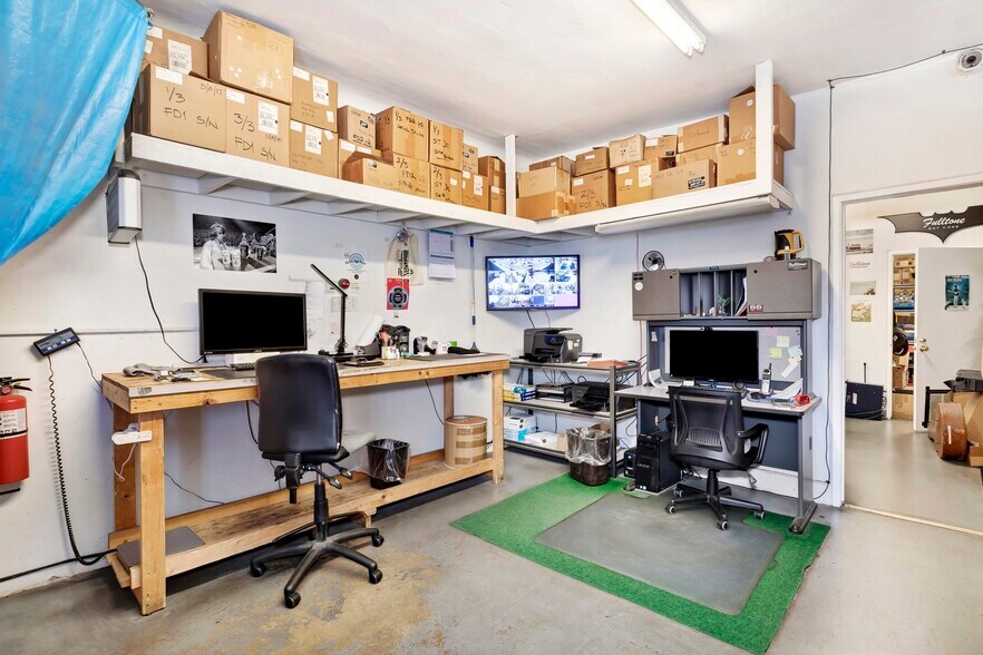 More Photos Of 11018 Washington Blvd, Culver City Storefront For Sale