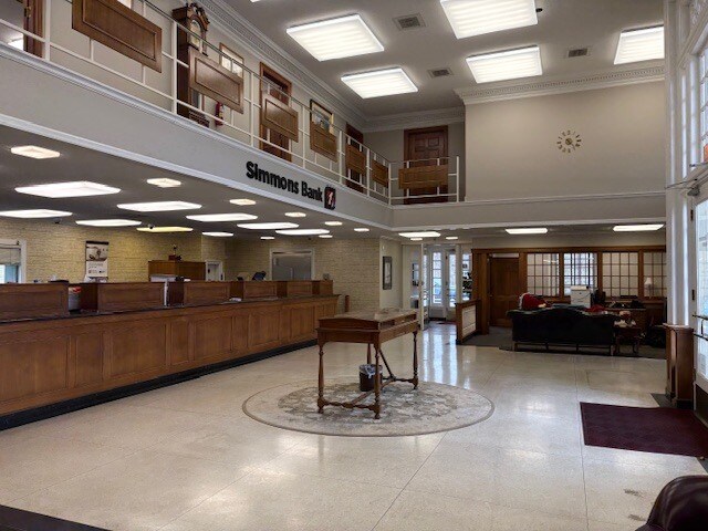 More Photos Of 2 Park St, Athens Office For Sale