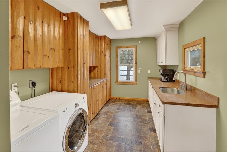 More Photos Of 10935 Linger Longer Rd, Grayling Hospitality For Sale
