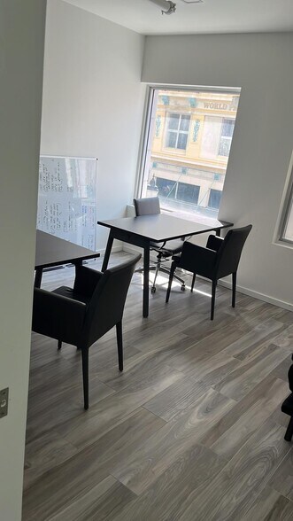 More Photos Of 39 NE 1st Ave, Miami Storefront Retail Office For Lease