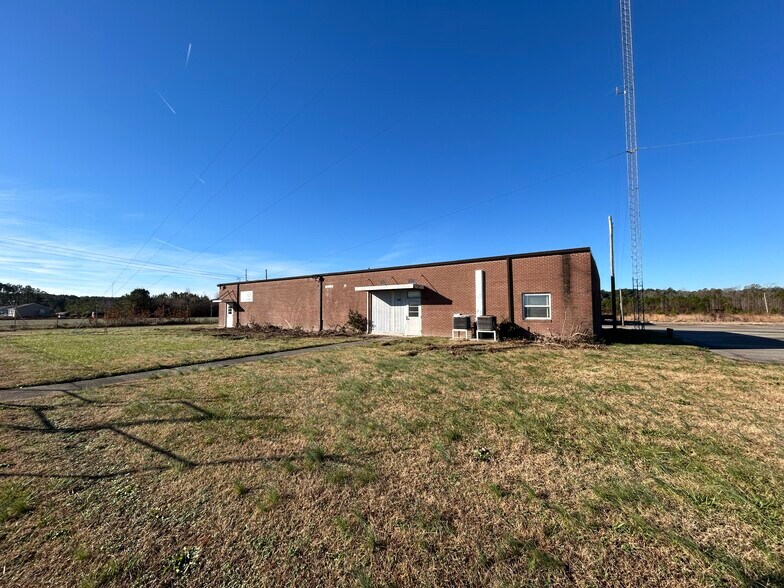 More Photos Of 1124 US 13 Hwy S, Ahoskie Office For Lease