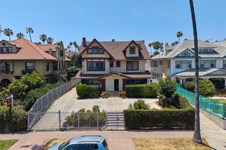 Primary Photo Of 1041 Elden Ave, Los Angeles Apartments For Sale