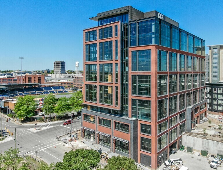 More Photos Of 555 S Mangum St, Durham Coworking Space