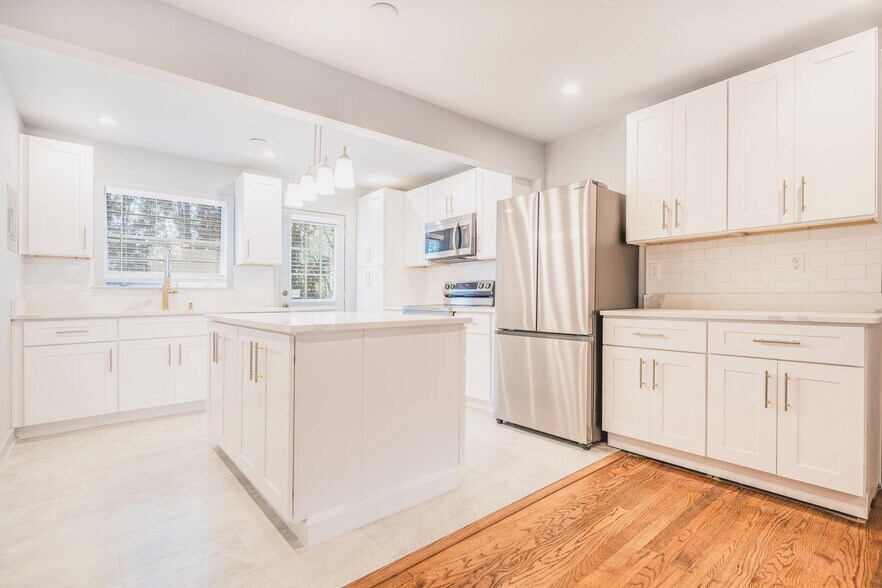 More Photos Of 3057 Pharr Court North Ct NW, Atlanta Multifamily For Sale