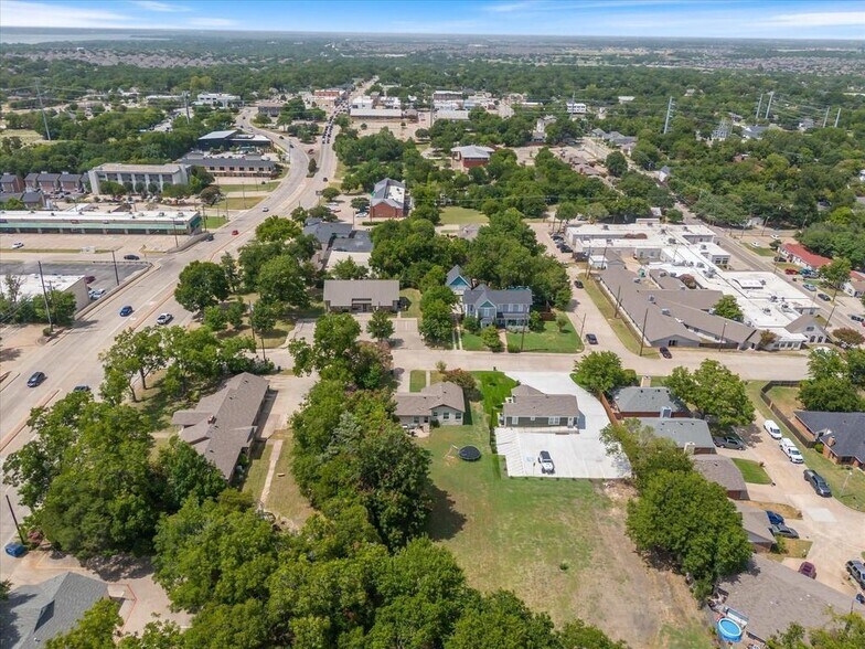 More Photos Of 106 Saint Mary St, Rockwall Office Residential For Sale