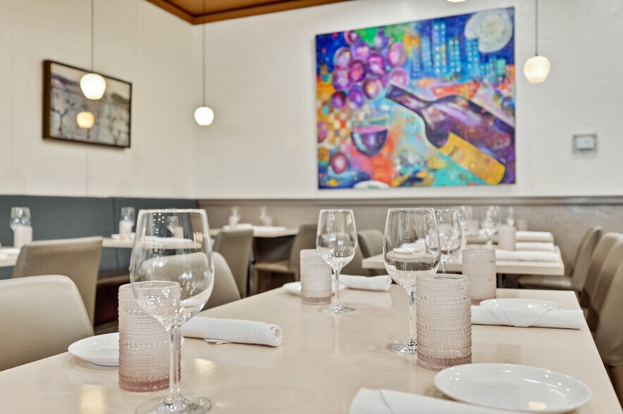 More Photos Of 626 Rood Ave, Grand Junction Restaurant For Sale