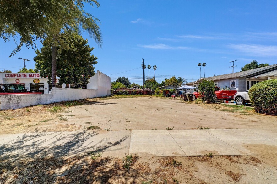 More Photos Of 968 E Mission Blvd, Pomona Land For Sale