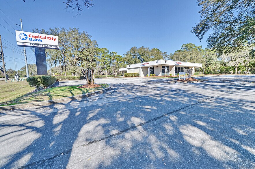 Primary Photo Of 10241 N Florida Ave, Citrus Springs Bank For Sale