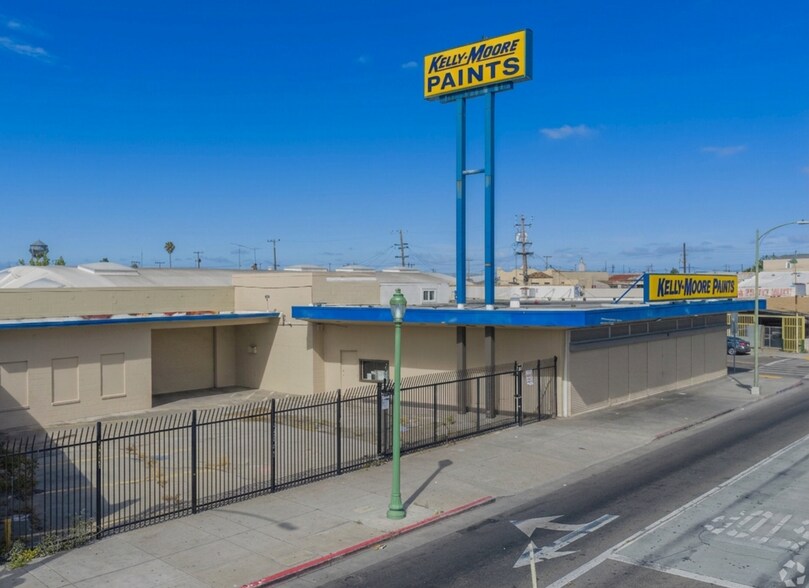 More Photos Of 4917 International Blvd, Oakland Freestanding For Sale