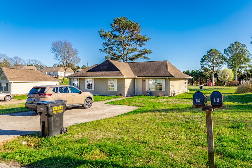 More Photos Of 14 Clara Dr, Ringgold Multifamily For Sale