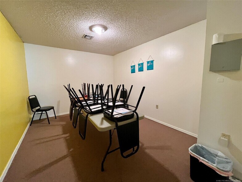 More Photos Of 2710 S Cherokee Dr, Muskogee Religious Facility For Sale