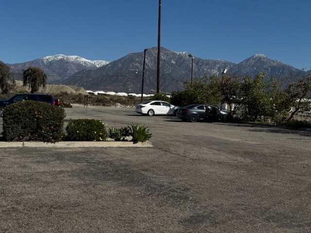 More Photos Of 1964 W Foothill Blvd, Upland Restaurant For Sale