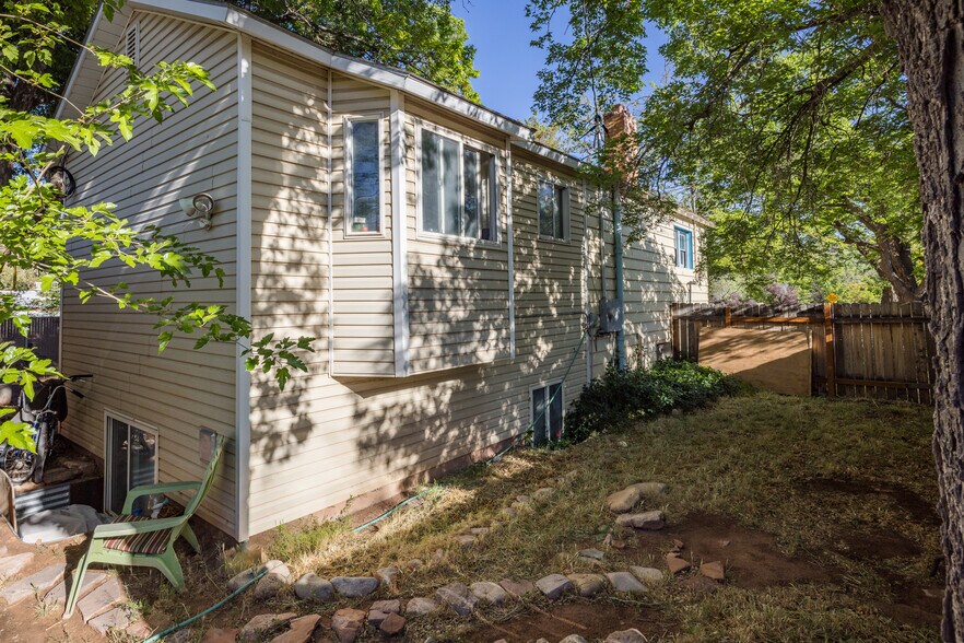 More Photos Of 86 E 300 S, Moab Flex For Sale