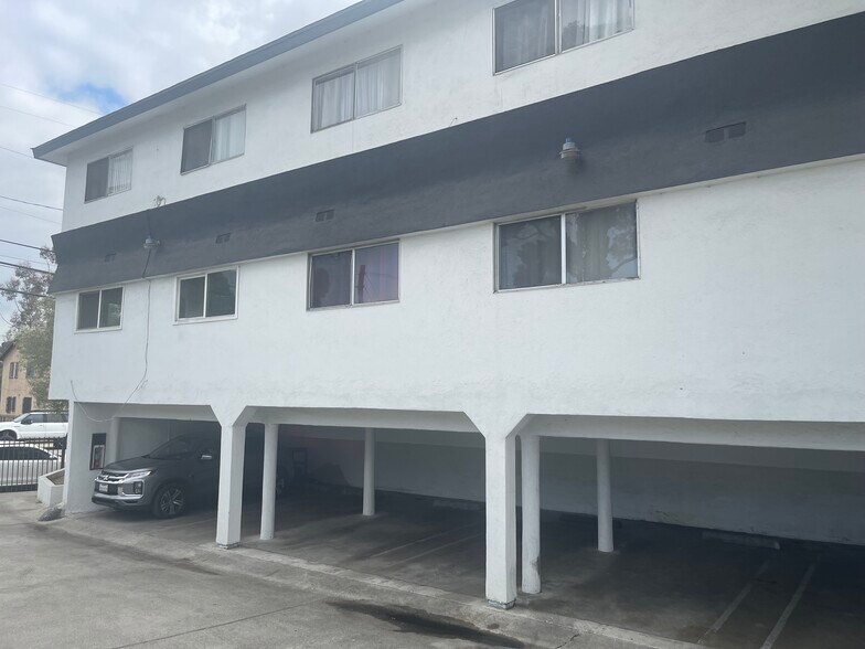 More Photos Of 12111 S Figueroa St, Los Angeles Apartments For Sale