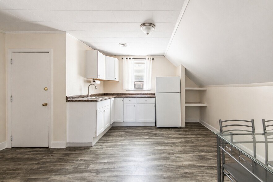 More Photos Of 799-801 N Main St, Fall River Apartments For Sale