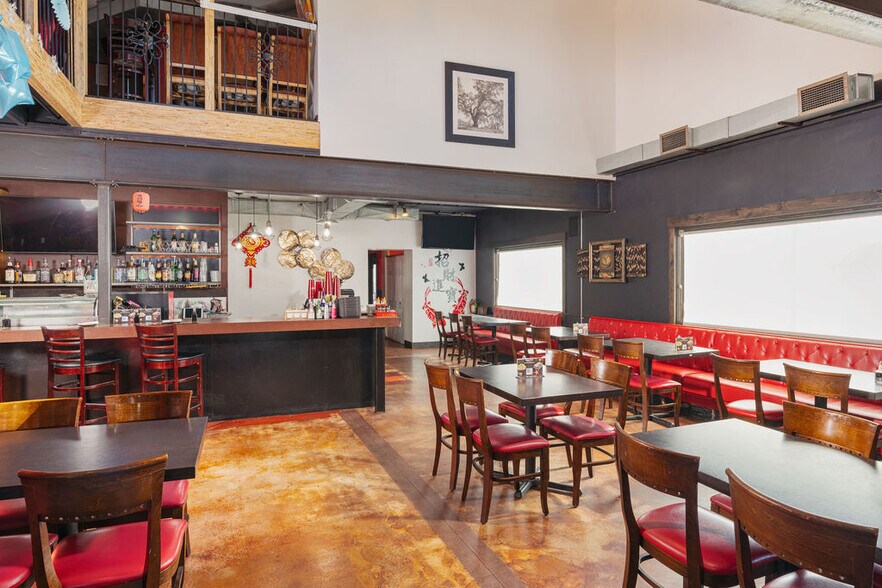 More Photos Of 720 Lincoln Ave, Steamboat Springs Restaurant For Sale