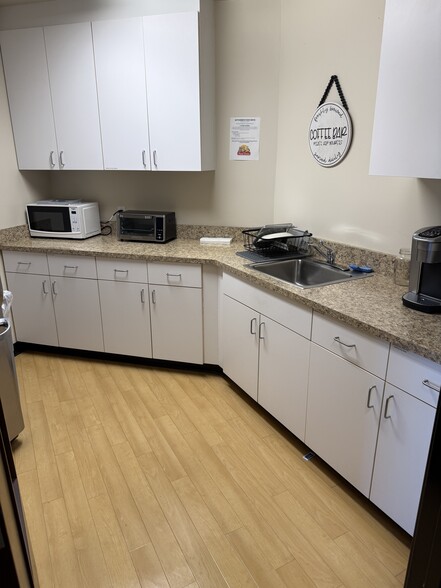 More Photos Of 4944 Windplay Dr, El Dorado Hills Office For Lease