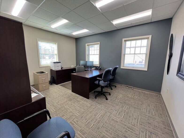 More Photos Of 609 W Lincoln Ave, Goshen Office For Sale