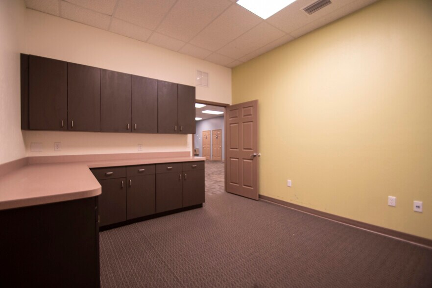 More Photos Of 24420 Sand Hill Blvd, Punta Gorda Unknown For Lease