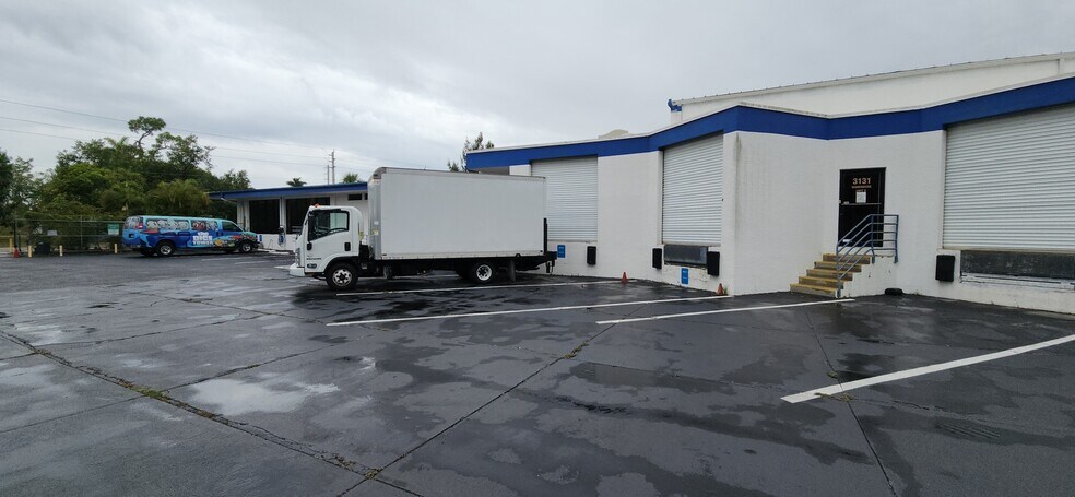 More Photos Of 3120-3131 E Riverside Dr, Fort Myers Research And Development For Sale