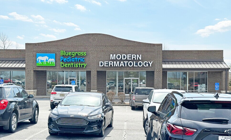 More Photos Of 116 Meridian Way, Richmond Storefront Retail Office For Lease