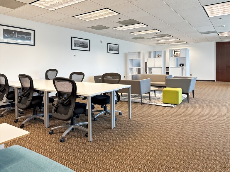 More Photos Of 303 Twin Dolphin Dr, Redwood City Coworking Space