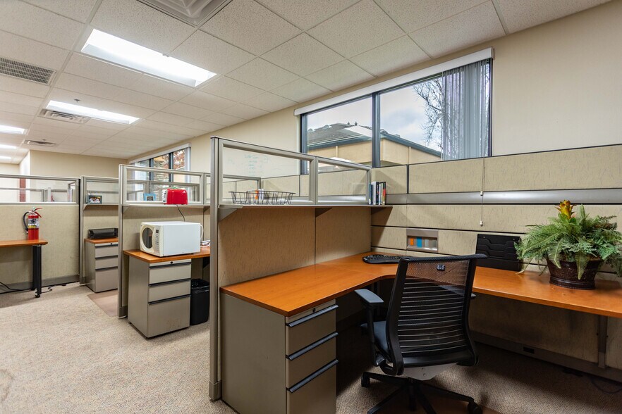 More Photos Of 13405 Folsom Blvd, Folsom Office For Sale