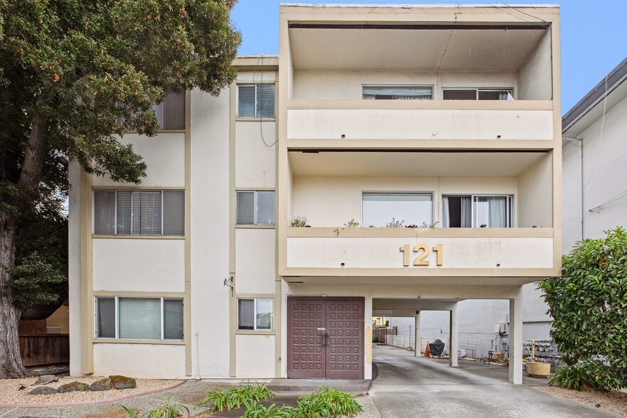 More Photos Of 121 Lorton Ave, Burlingame Apartments For Sale